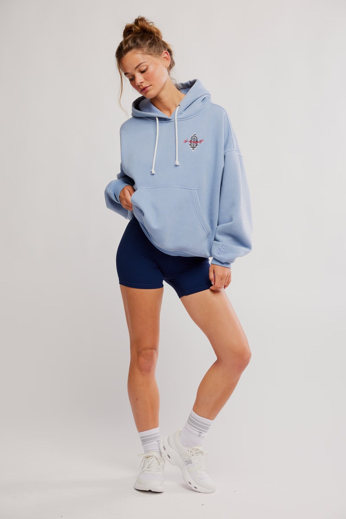 final call front logo hoodie