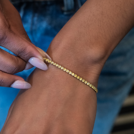Canary Micro Tennis Bracelet in Yellow Gold