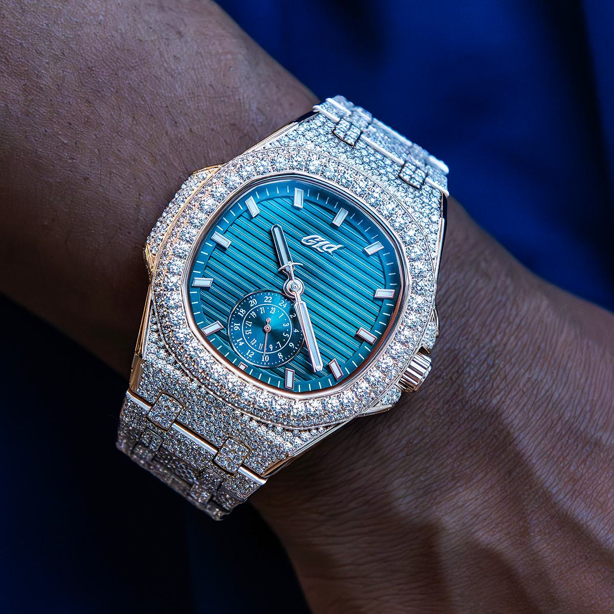 39MM Visionary Fully Iced Case & Green Dial Watch - Yellow Gold