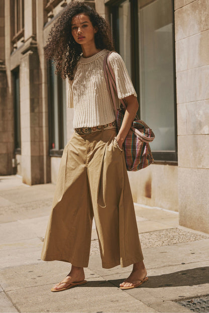 amy sweater tee