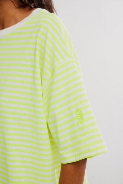stripe tackle tee