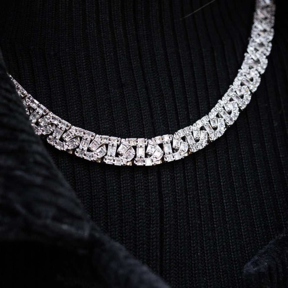 Baguette Chain Link Necklace in White Gold