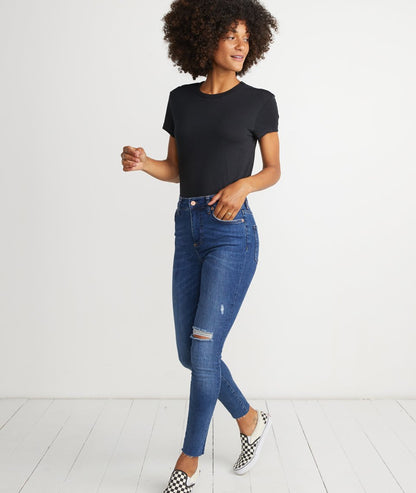Women's Signature Crew in Black