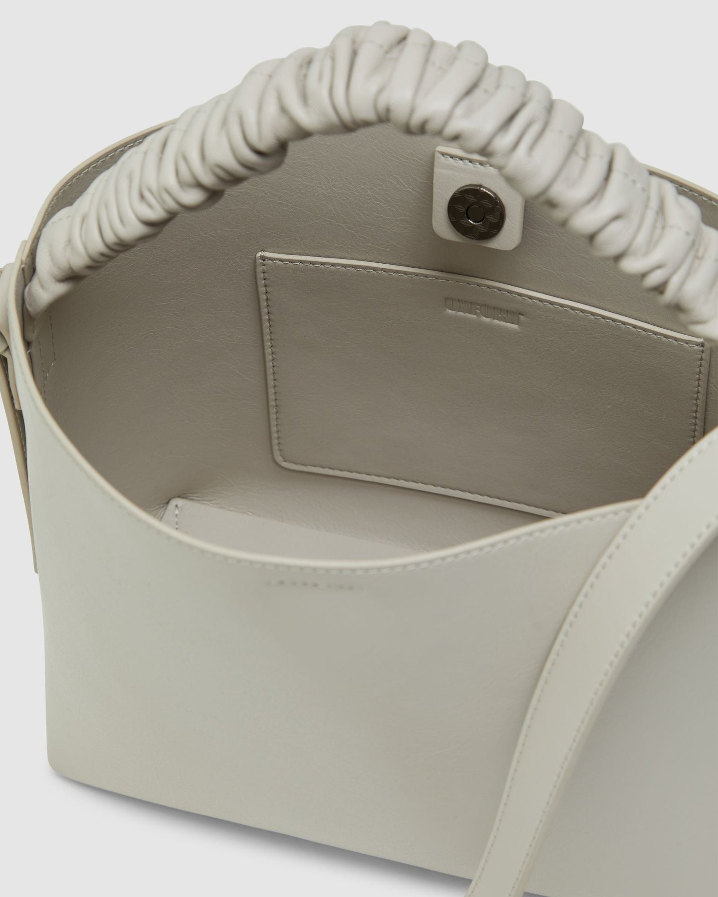 Veda Mini Hobo