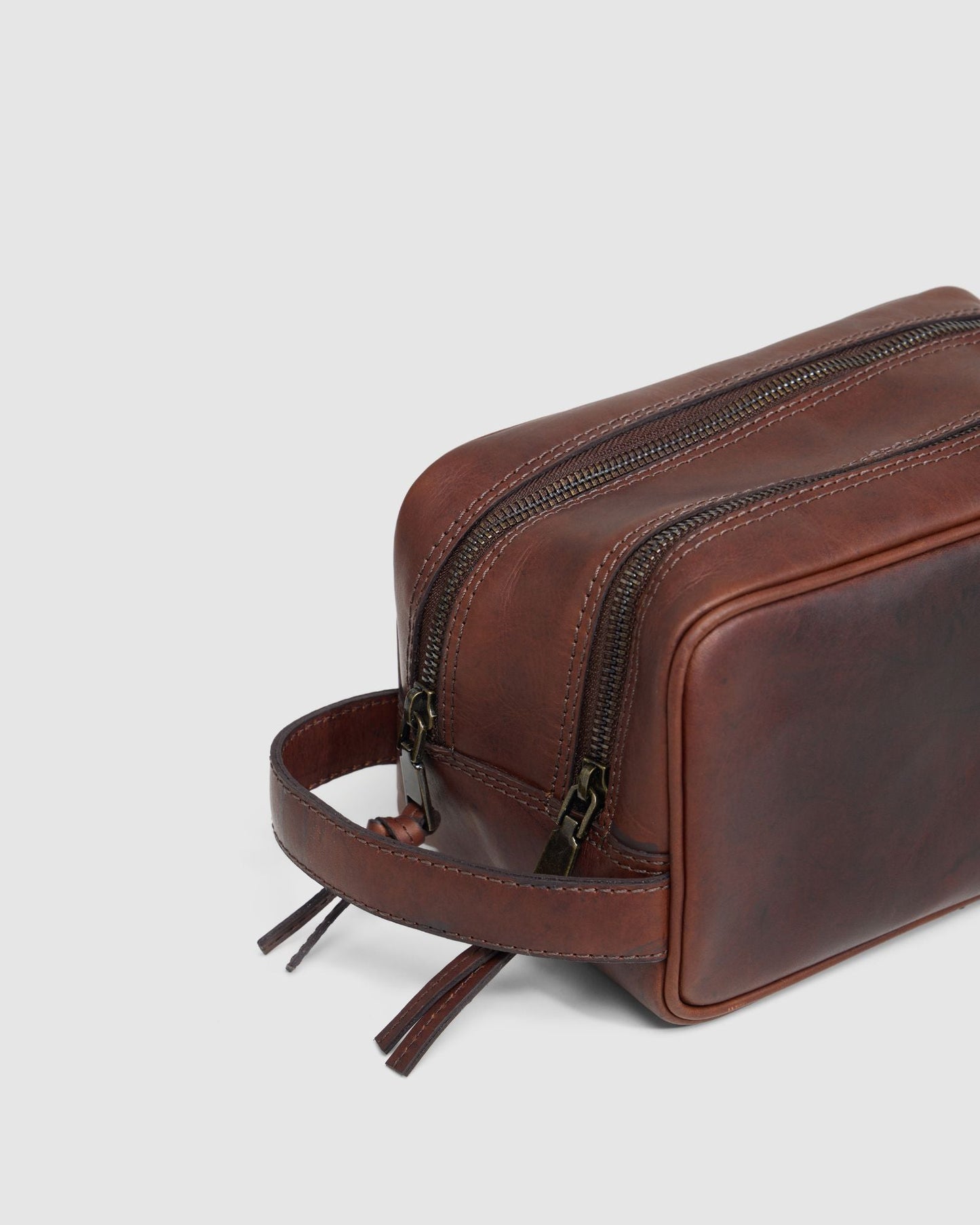 Traveller Leather Wash Bag