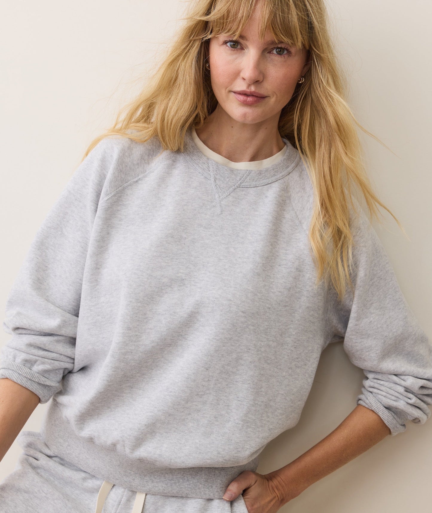 Women's Cloud 9 Fleece Sweatshirt in Light Heather Grey