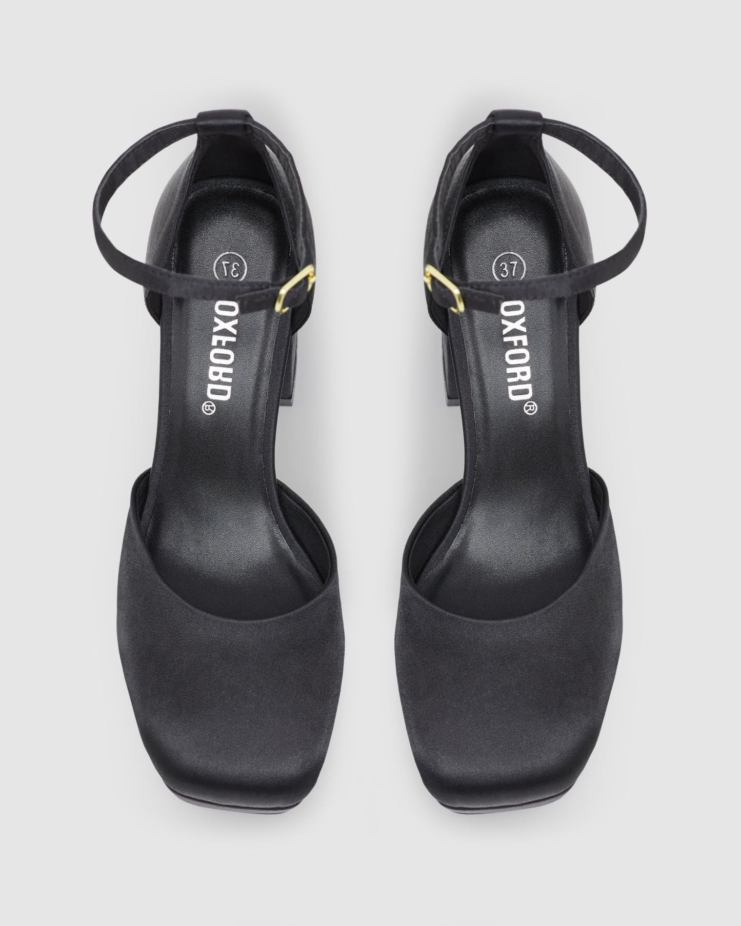 Victoria Closedtoe Platform