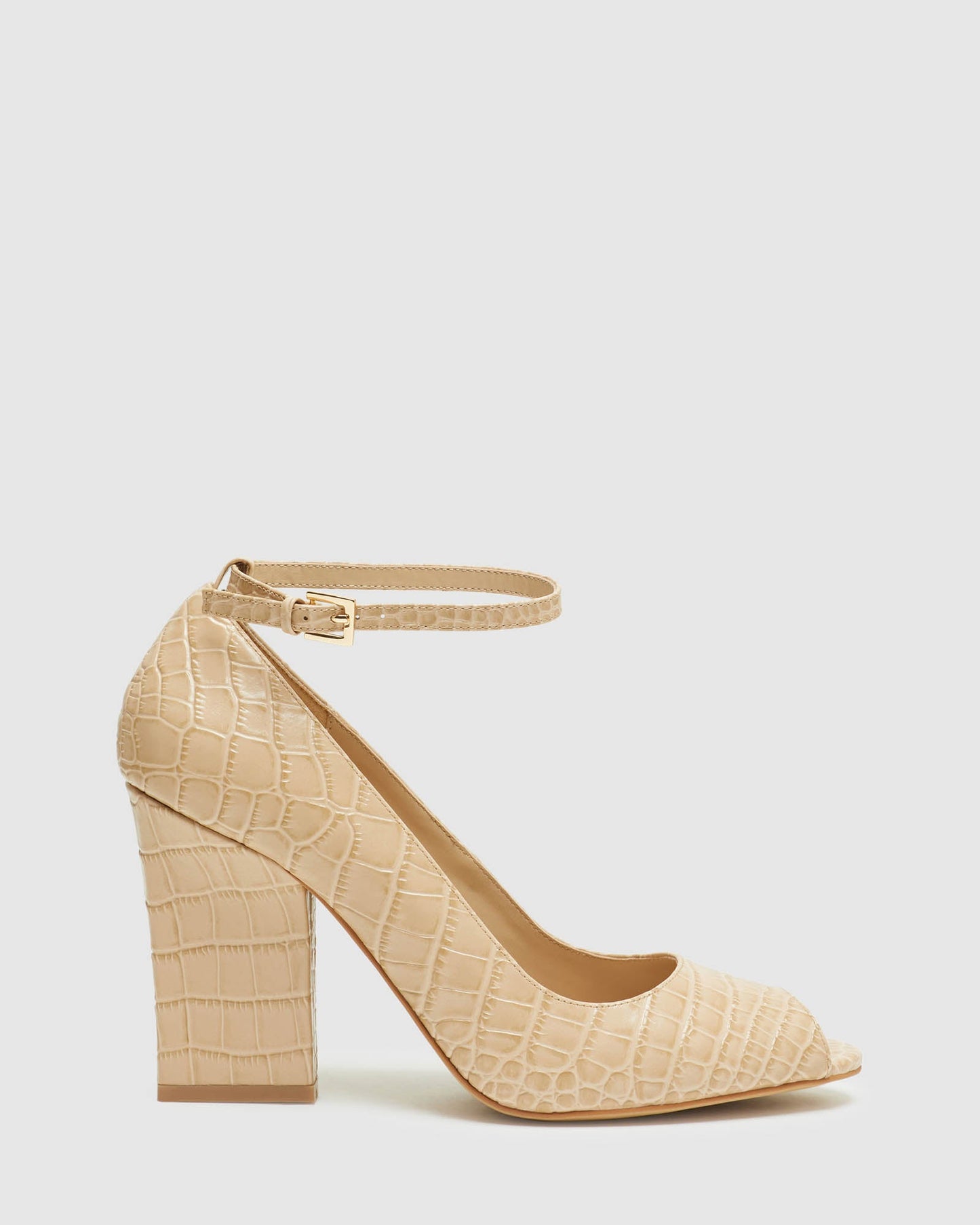 Viola Wedge Heel Shoes