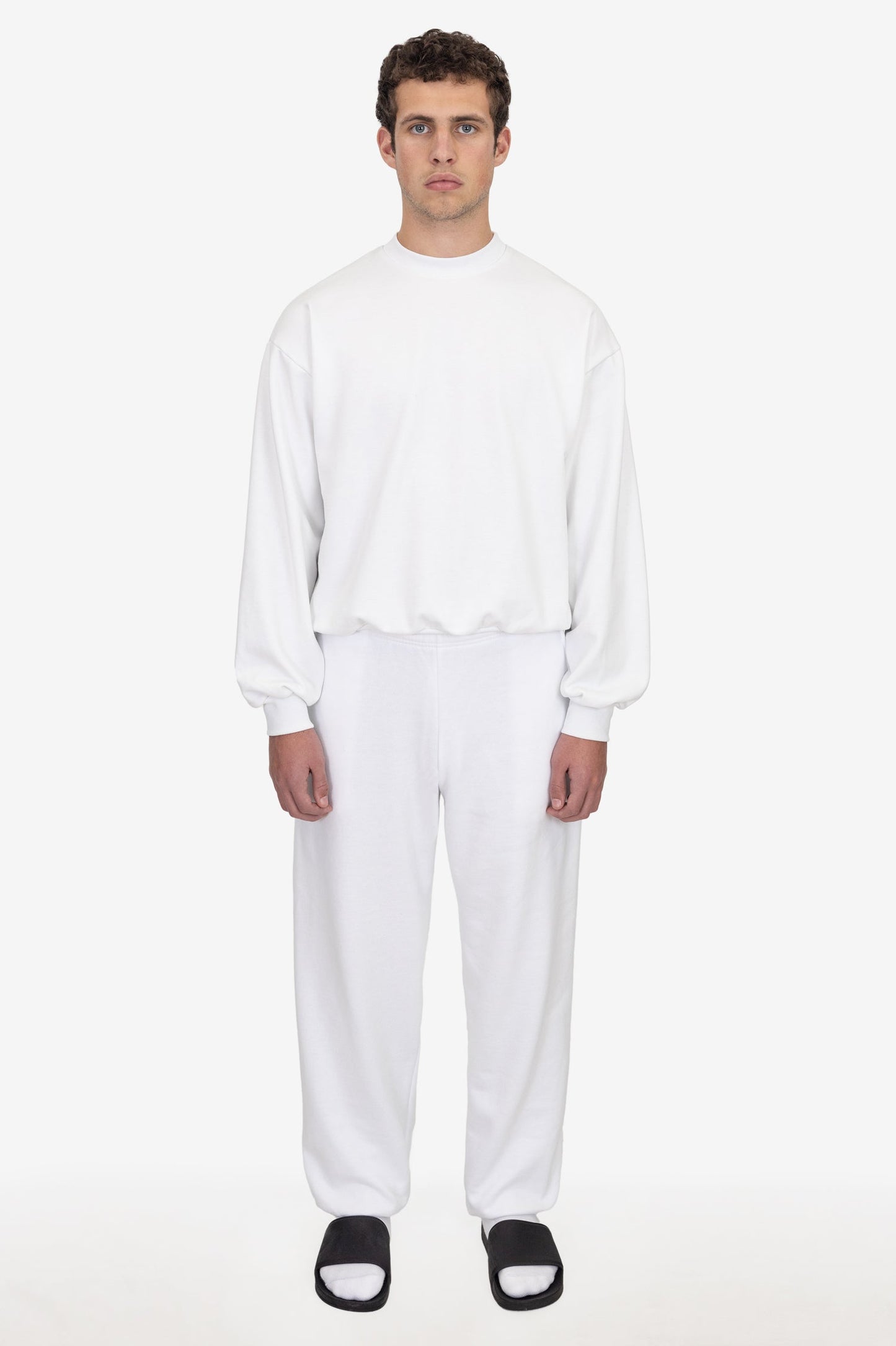 MWF1044 - 10 oz. Mid-Weight Poly Cotton Fleece Wide Sweatpant