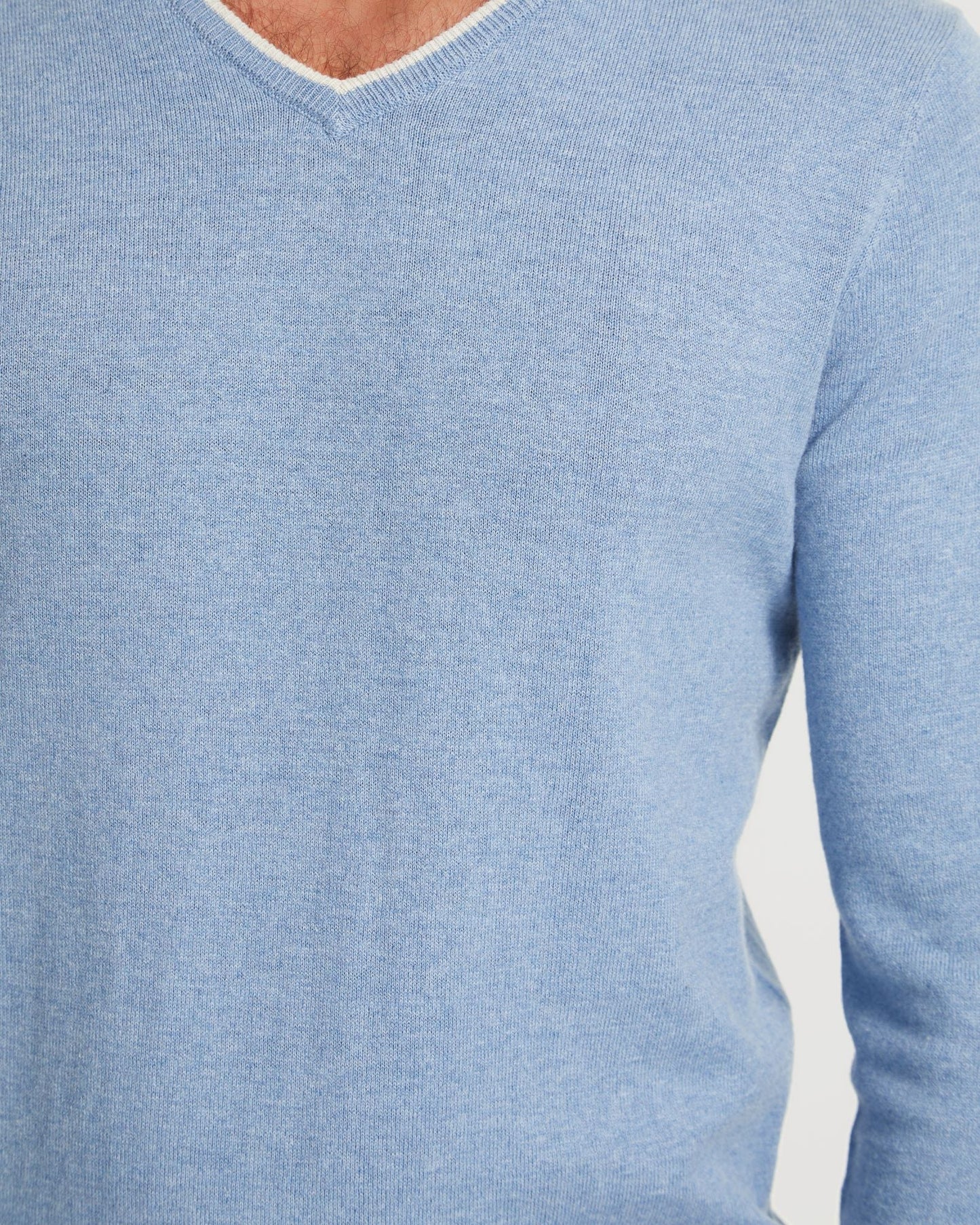 Tipping V-Neck Knitted Top