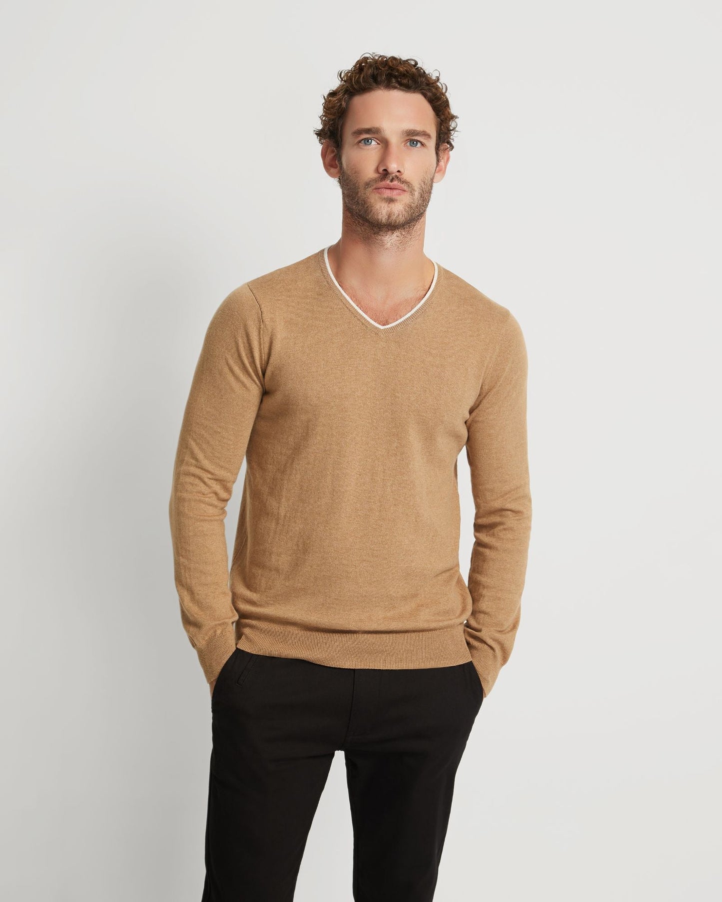 Tipping V-Neck Knitted Top