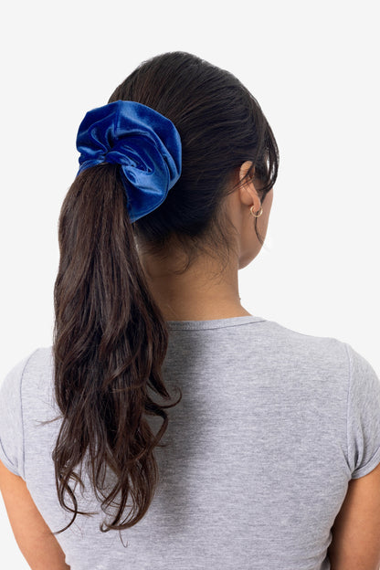 VVTSCRUNCH - Oversized Velvet Scrunchie