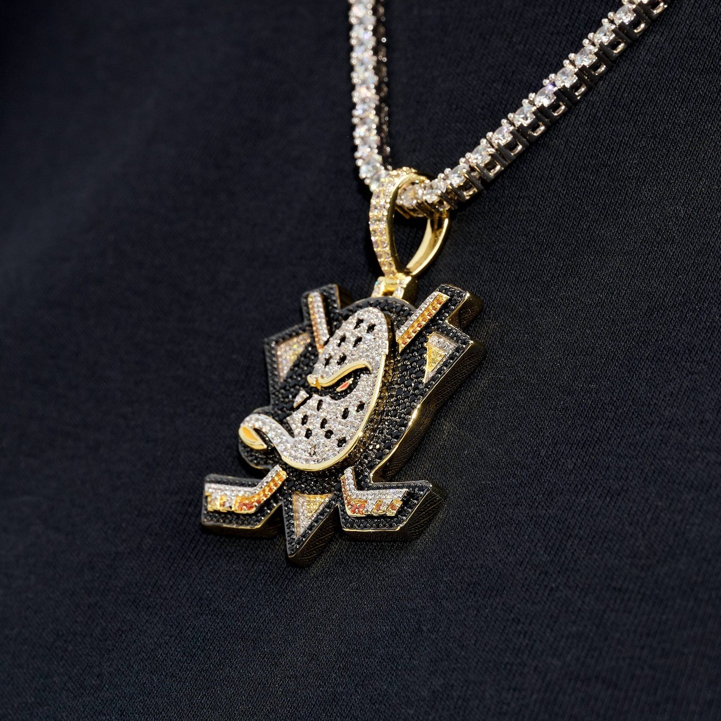 Anaheim Ducks Official NHL Logo Pendant in Yellow Gold