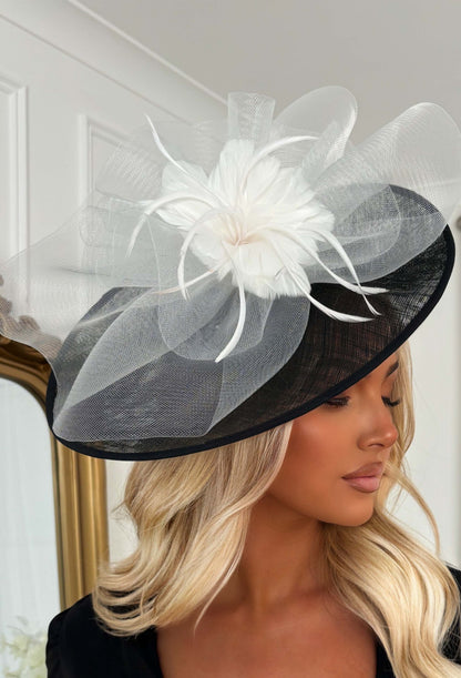 Extra Gal Black Floral Detail Fascinator