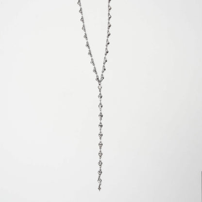 Adjustable Simple Heart Lariat Necklace in White Gold