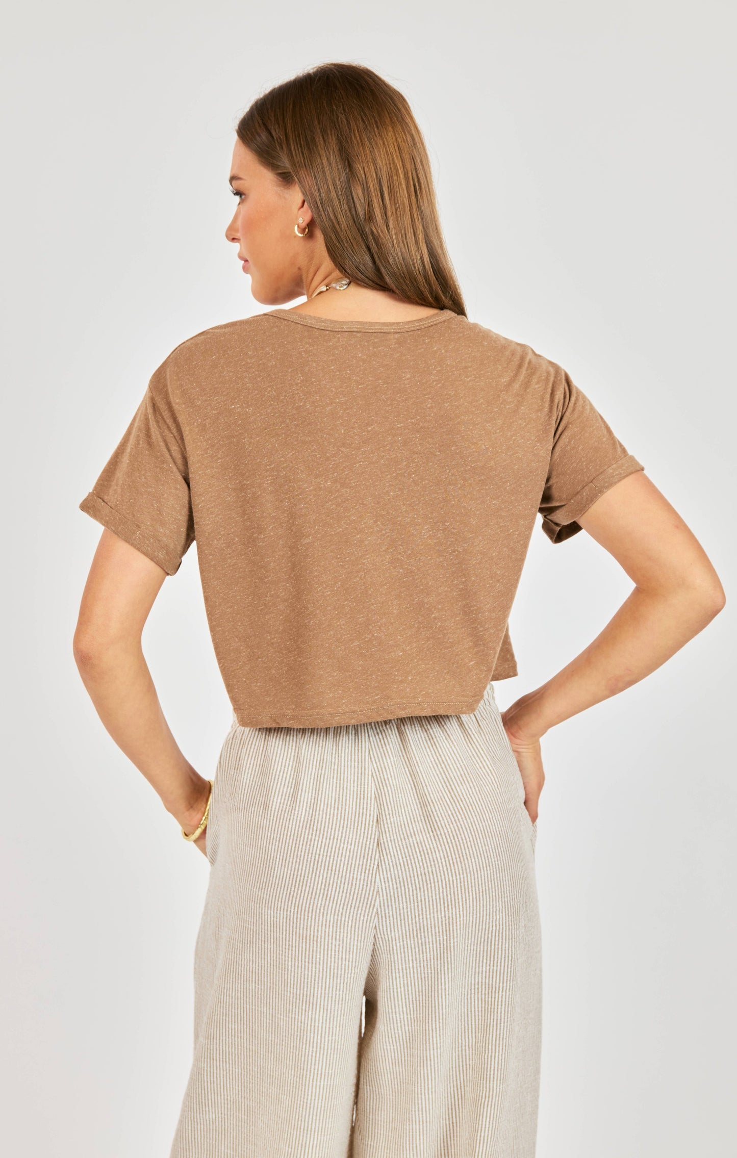 sand toys cropped tee