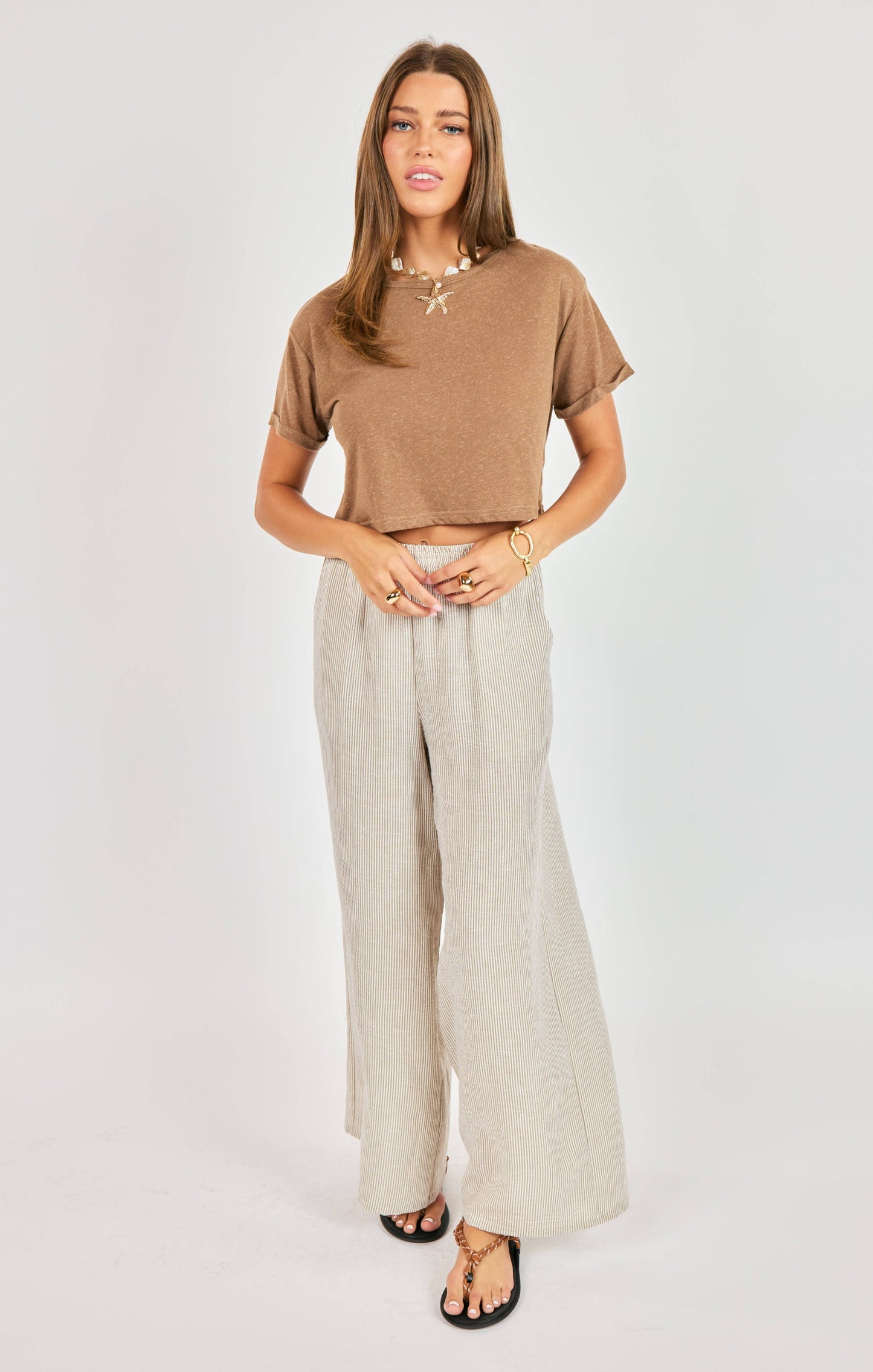 sand toys cropped tee